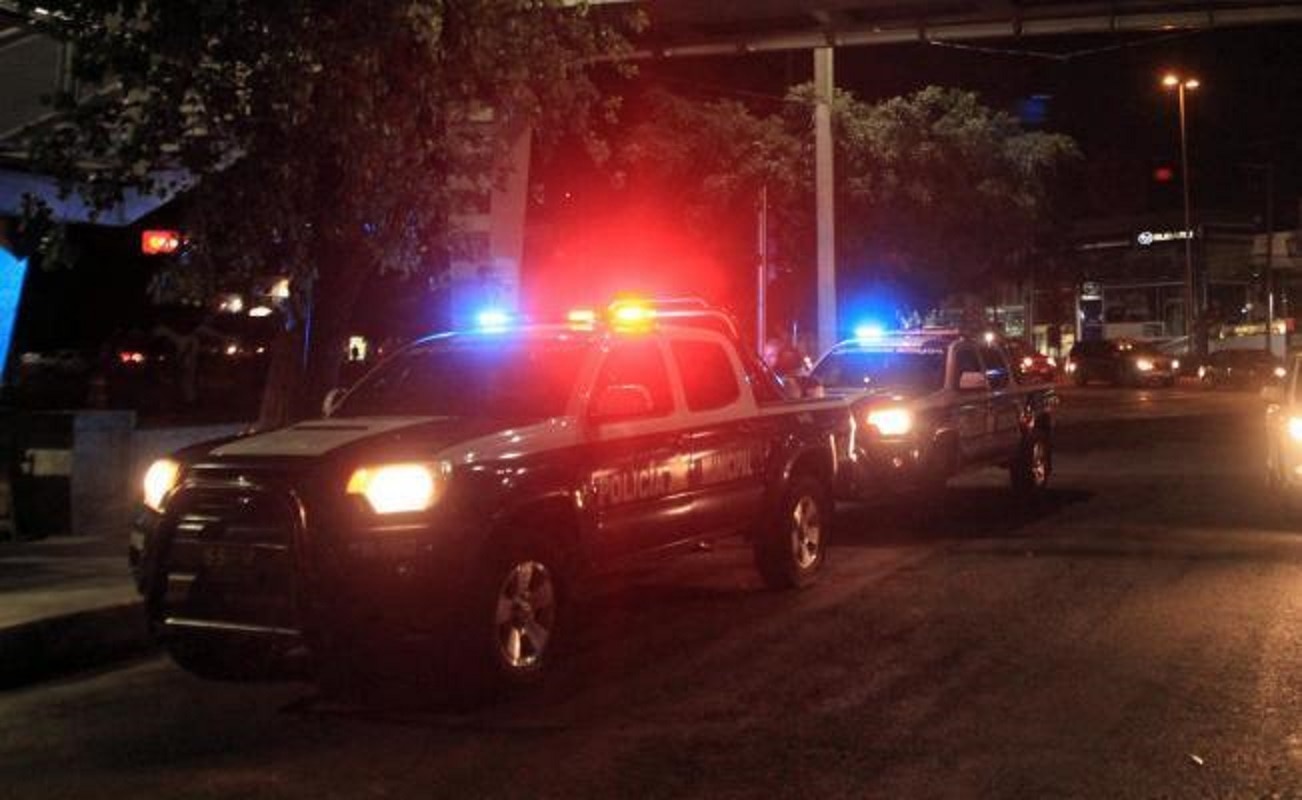 Aseguran pipa con reporte de robo