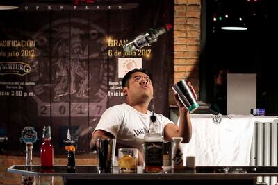 Barmans maestros del show