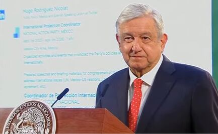 Twitter México responde a AMLO tras exhibir currículum de director en la mañanera