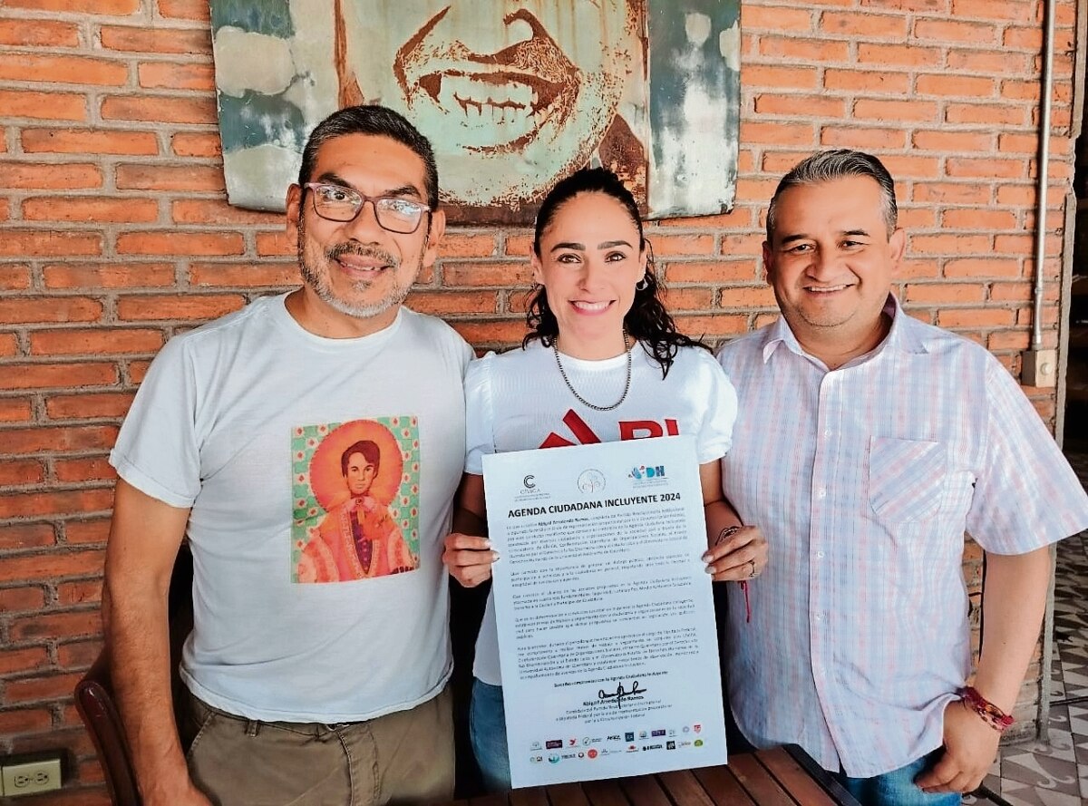 Abigail firma Agenda Ciudadana Incluyente 2024