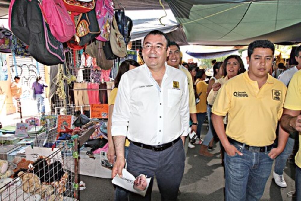 Arranca Adolfo Camacho actividad proselitista