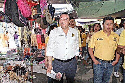 Arranca Adolfo Camacho actividad proselitista
