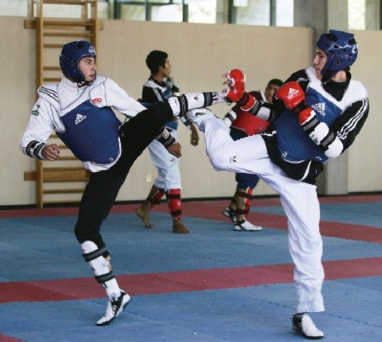 Taekwondoínes, en concentración