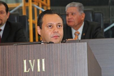 Afirma Guerra que respetará decisión de la postulación