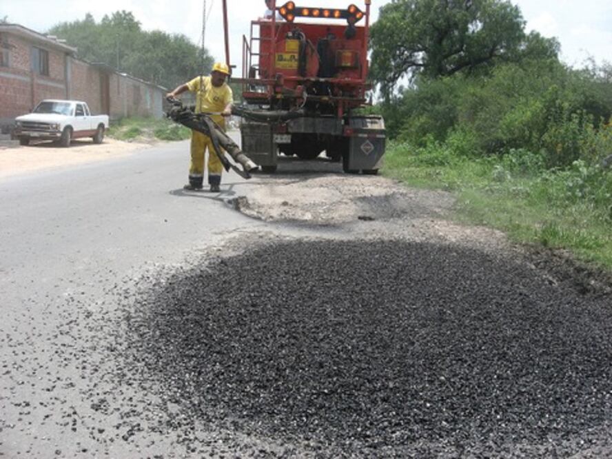 Destina la capital $10 millones a bacheo