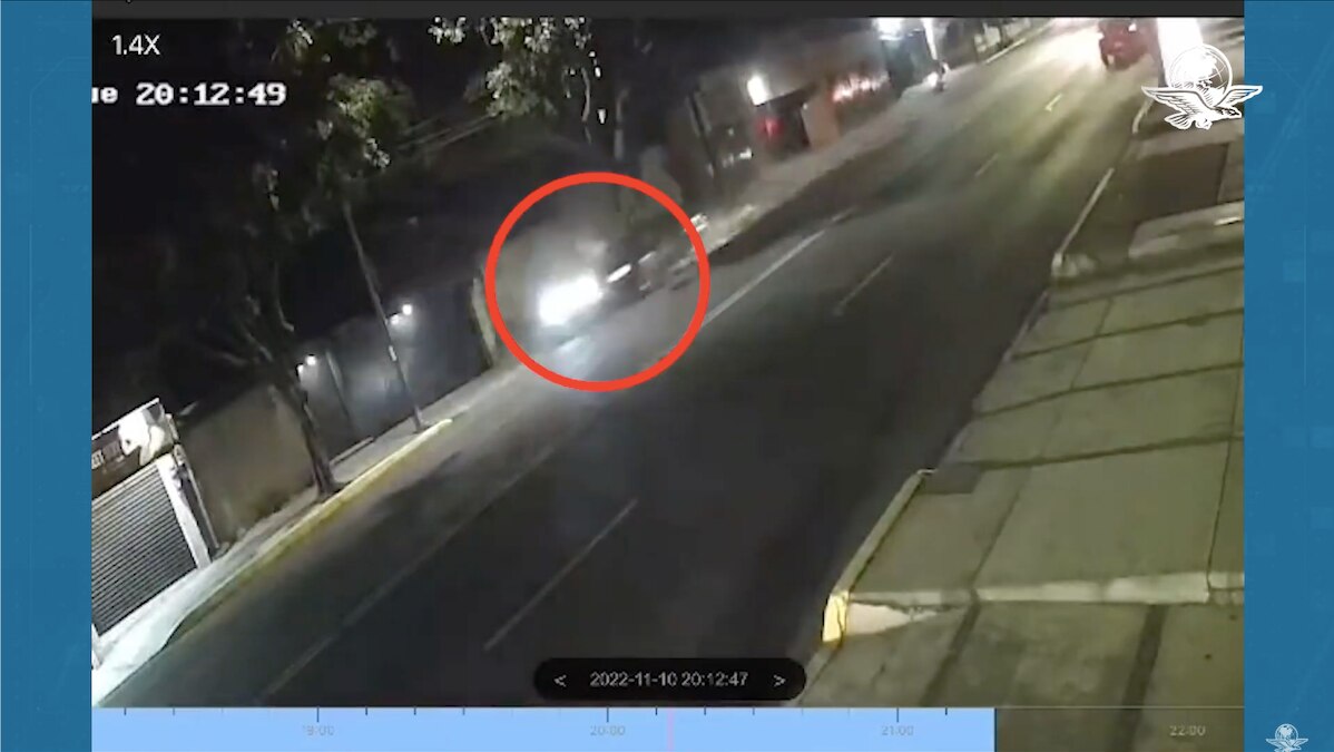 VIDEO: Le disparan en la cabeza, pero automovilista mata a sus asaltantes en CDMX