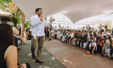 Apagones, producto del modelo obsoleto de CFE: Álvarez Máynez