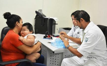 Especialistas del IMSS atienden sobrepeso de bebé de 28 kilos