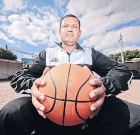Rompen límites con basquetbol adaptado 