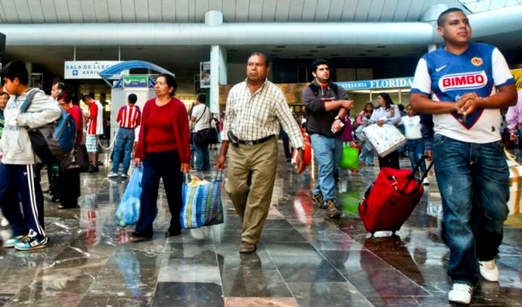 Suspenden corridas de Central Camionera del Norte a Querétaro