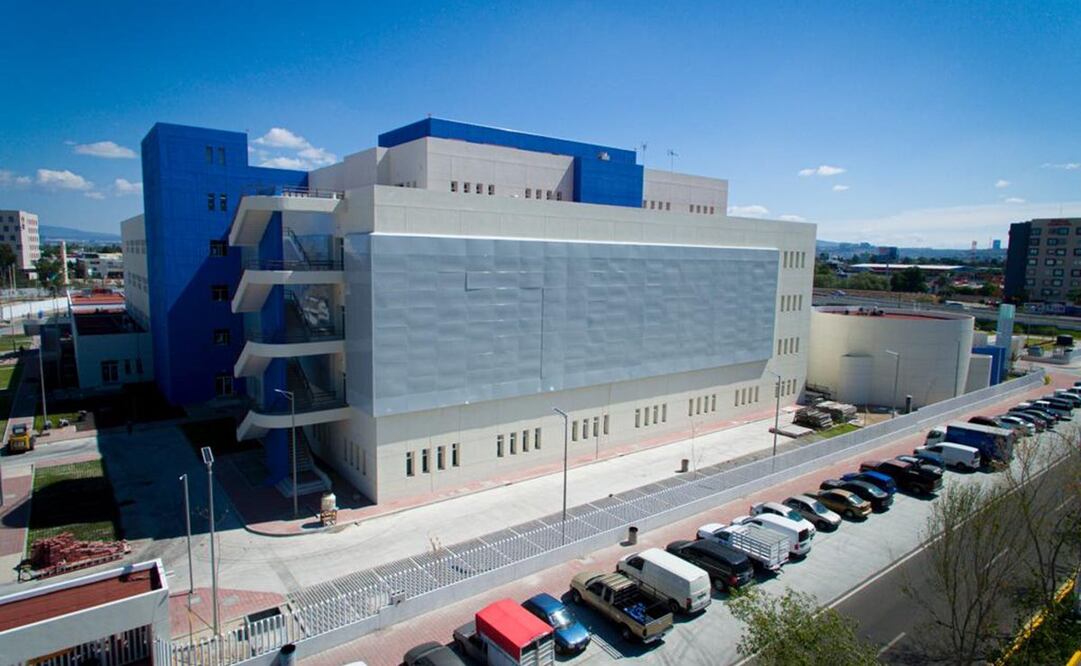 Reitera AMLO compromiso para equipar nuevo Hospital General de Querétaro