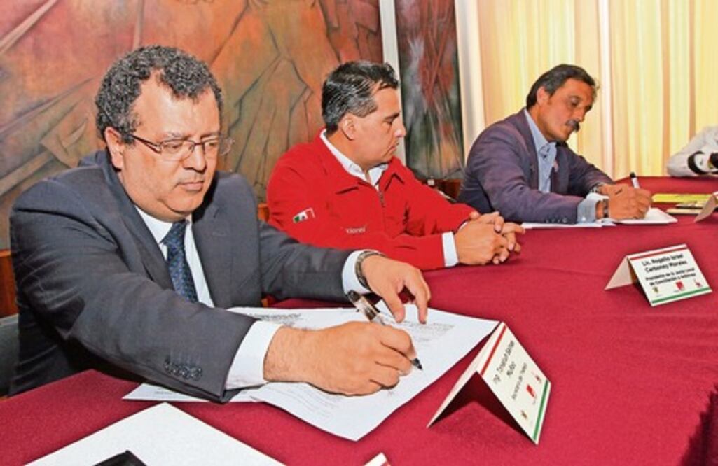 Docentes de la UAQ aceptan incremento