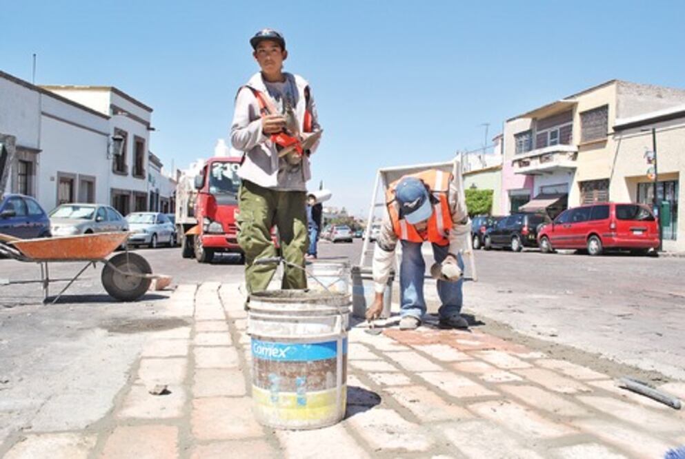 Llevan apoyos a comunidades serranas
