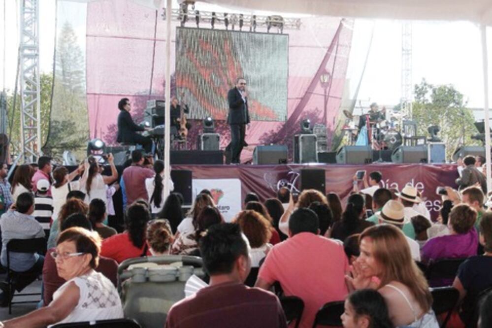 Más de 3 mil festejan el Día de las Madres