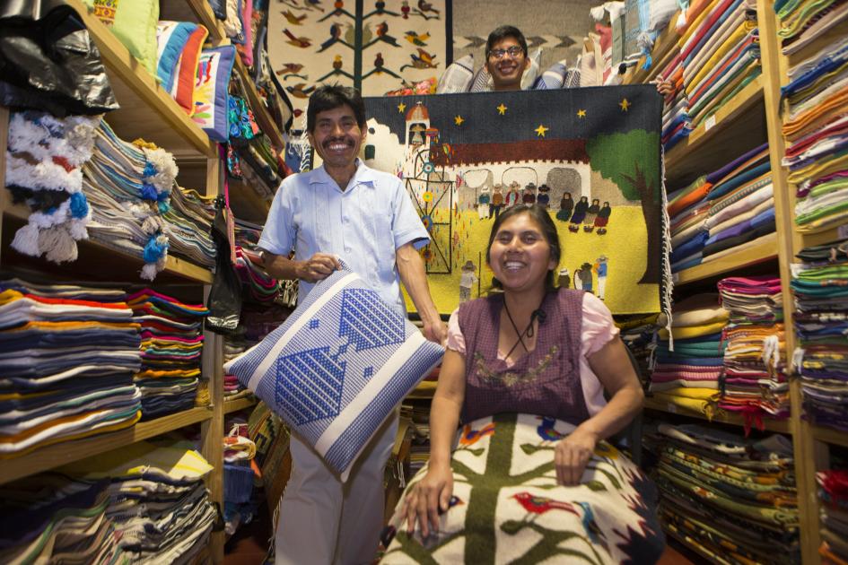 “El Arte Zapoteco” invade calles de Querétaro