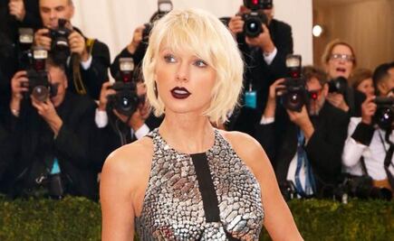 Taylor Swift regresa a redes el día del eclipse