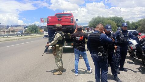 Falsos agentes federales secuestran a una mujer en Colón