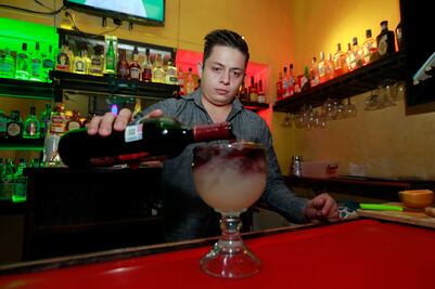 Catástrofe, regreso a Escenario B, dicen bares y cantinas