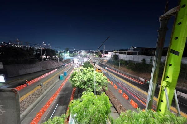 Supervisa Felifer Macías operativo vial por obras del Tren México-Querétaro en Bernardo Quintana