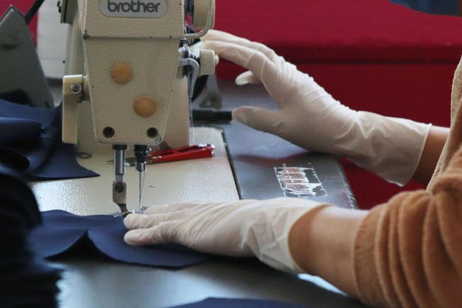 Reclusas donarán 25 mil cubrebocas para personal médico