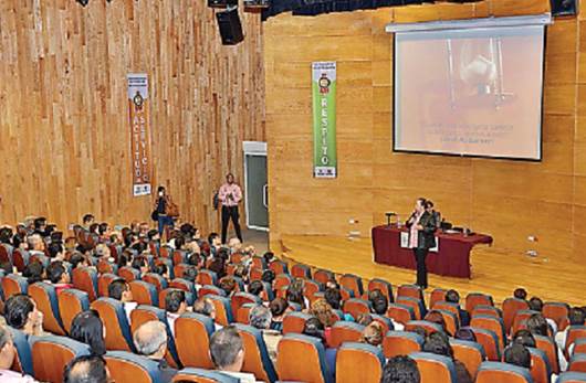 Perfecciona capital atención ciudadana