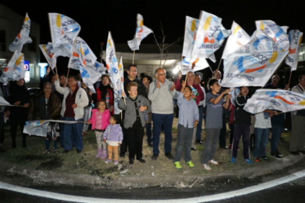 Realizan en Pirámides obras de pavimentación