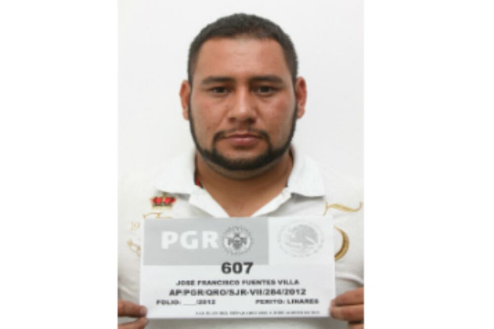 Formal prisión a hombre por portar pasaporte falso