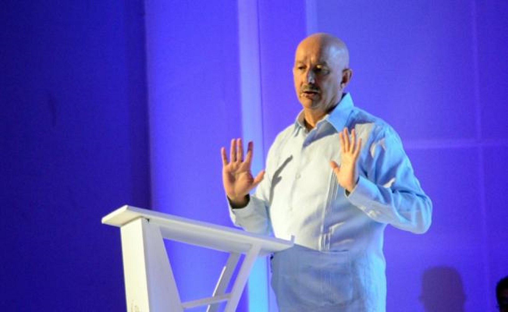 Carlos Salinas dispara "ráfaga" de 45 preguntas sobre el 2018