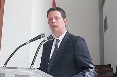 Rechazan declaración patrimonial de FDS