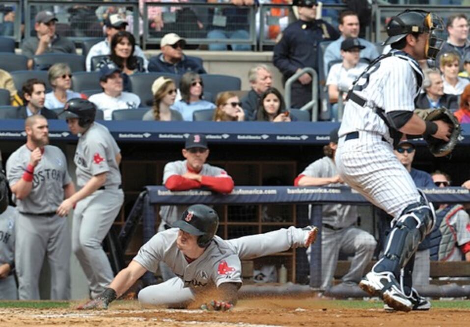 Medias Rojas ganan el primero a Yanquis