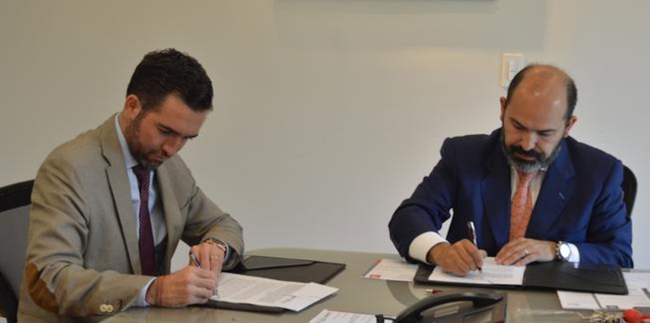 Formación para la ciudadanía Romero señaló que la firma favorece el objetivo común de la formación de la ciudadanía, a través de la educación cívica.