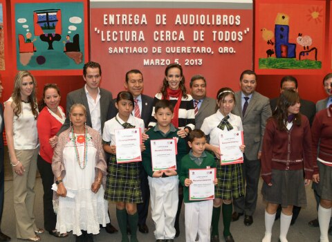 Fomentan lectura con audiolibros