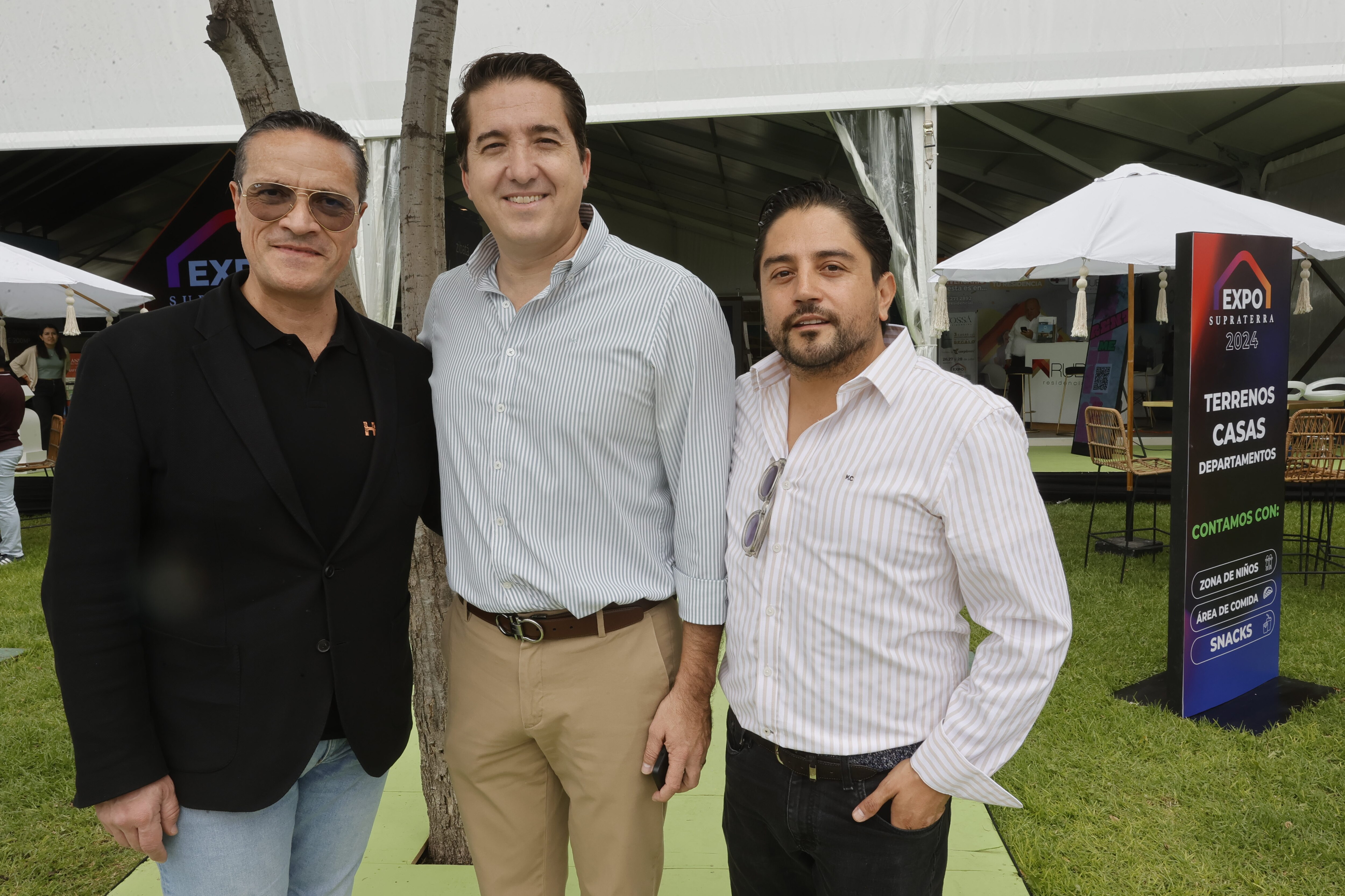 Presente el prestigiado periodísta Francisco Zea, Alberto Sarabia, Francisco y Arturo de la Vega. Foto: Demian Chávez