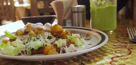 Lánzate por unas enchiladas queretanas al mercado Guadalupano de Tequisquiapan 