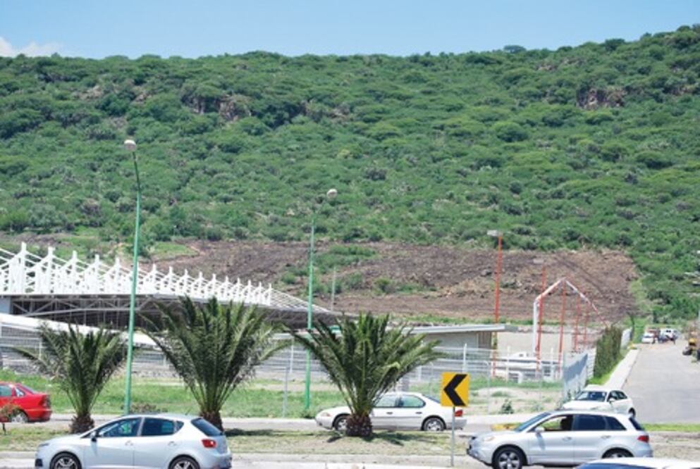 Negocian  por El Tángano