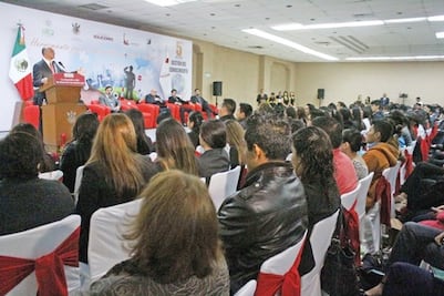 JCR llama a transformar el país