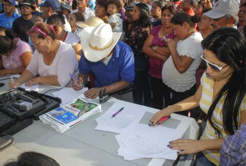 Se impone director del sistema de agua