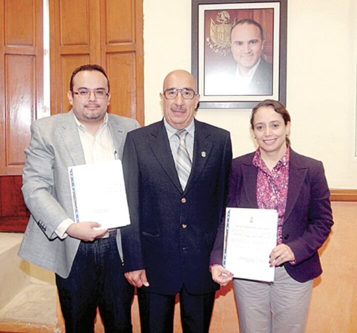 Realizan cambio de titulares en la SDUOP