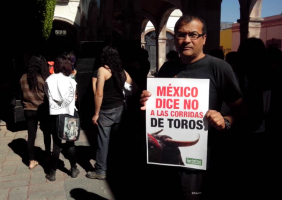 Se manifiestan vs corridas de toros