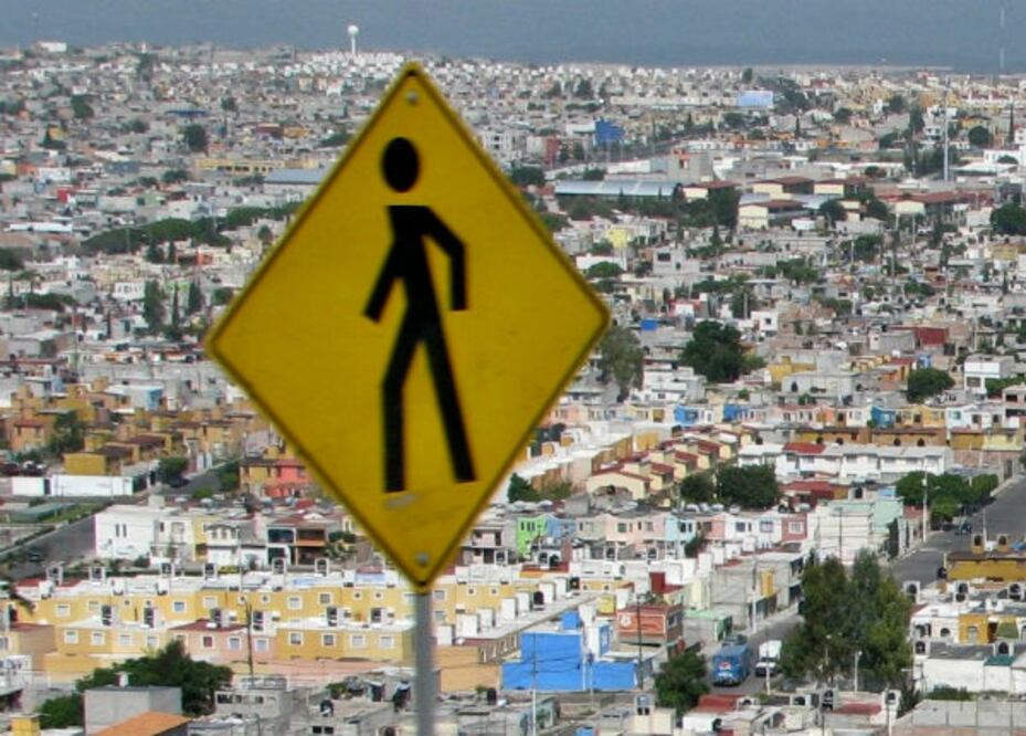 Se roban letreros preventivos 