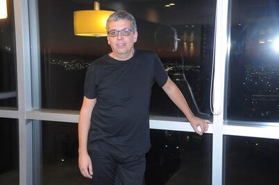 “El reggaetón es música con valores muy discutibles”: Pedro Guerra