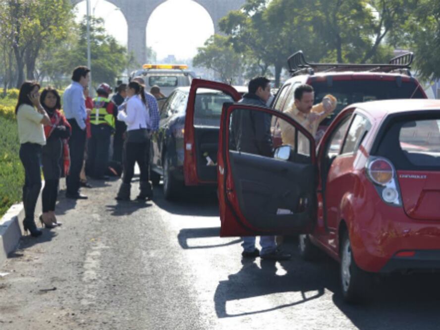 Choque en Bernardo Quintana