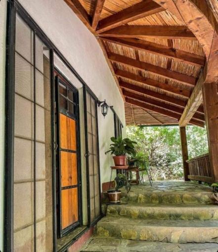 Visita La Casita Ecológica, cabañas escondidas en la Sierra Gorda de Querétaro