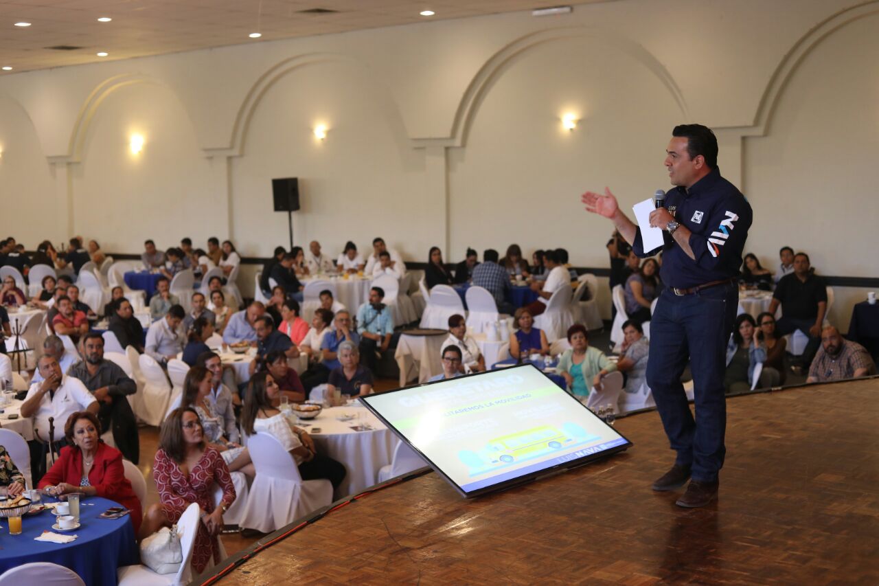 Ofrece Luis Nava mayor seguridad a comerciantes