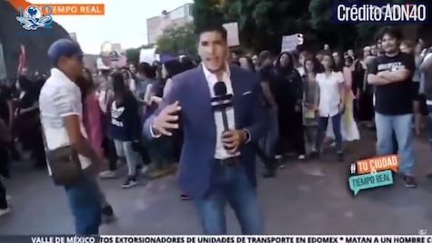 Detienen a sujeto que golpeó a reportero de ADN40 durante marcha de mujeres