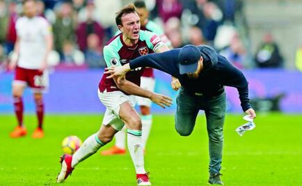 West Ham expulsa de por vida a cinco aficionados