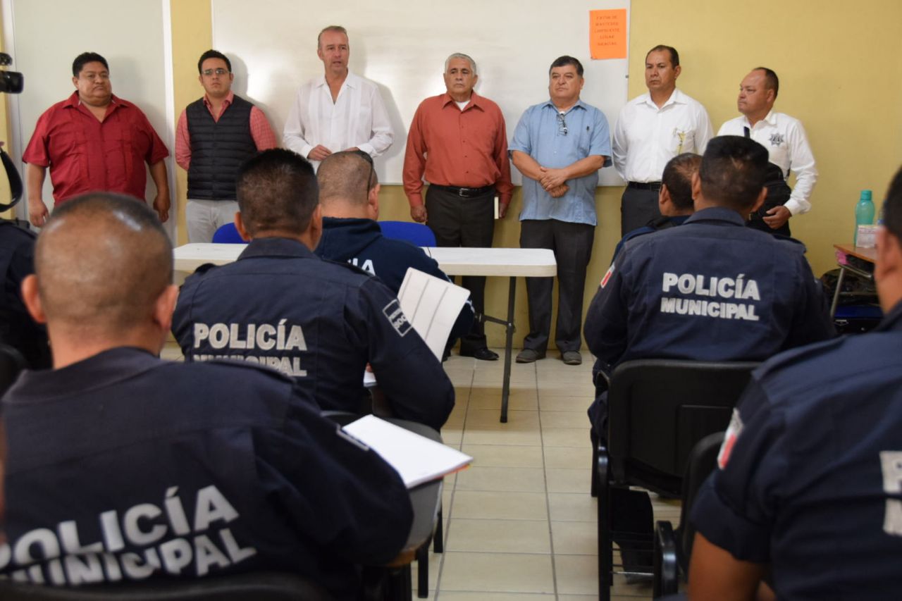 Presenta Calzada al nuevo titular de la SSPyTM