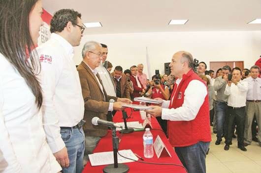 Se registran militantes para diputaciones