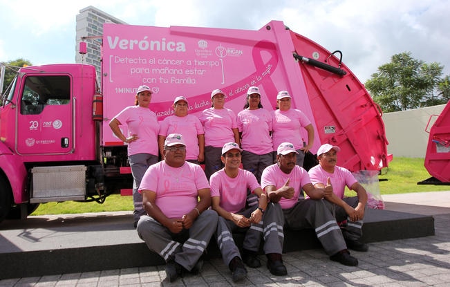Trabajadores de Red Ambiental vestirán de rosa y repartirán boletines informativos y playeras entre la población como estrategia para romper con la apatía a este tipo de campañas. Foto: Luis Sánchez