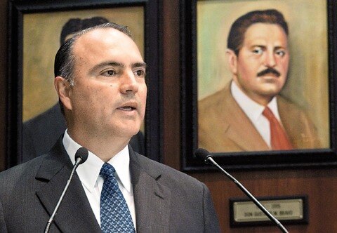 Gobernar, gran reto: Calzada